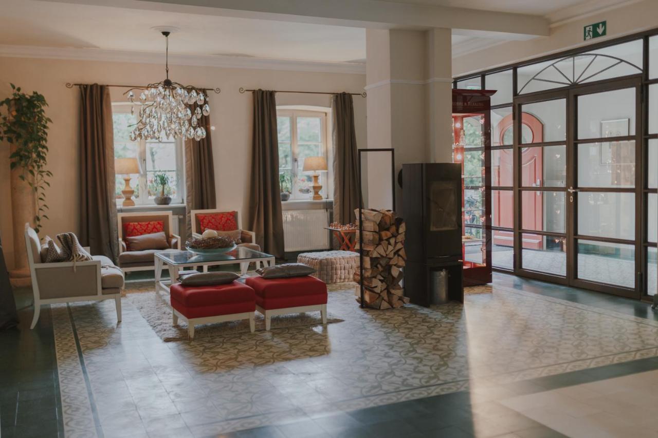 Villa Mittermeier, Hotellerie & Restaurant Ротенбург-на-Таубері Екстер'єр фото